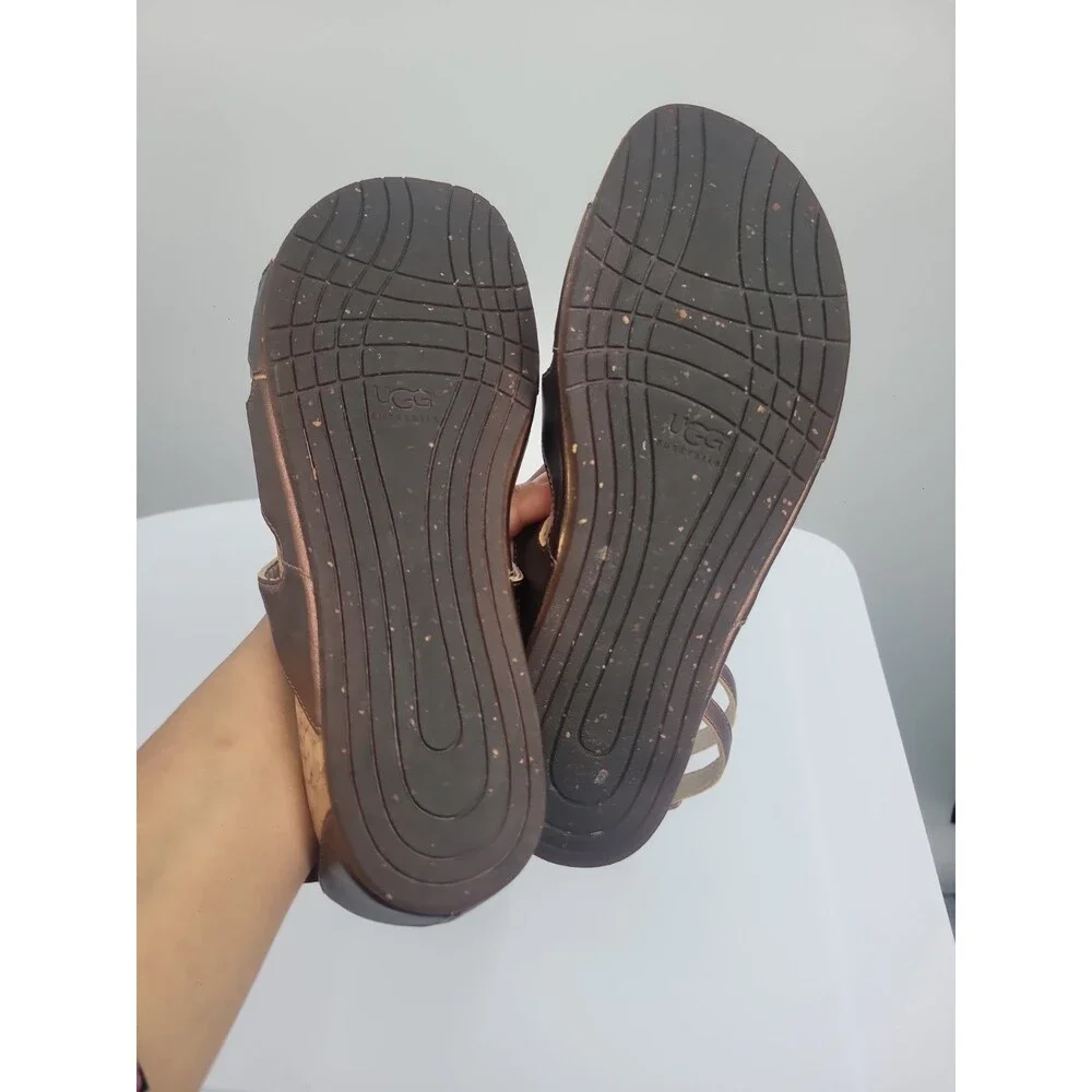 Ugg Sechura Gladiator Sandals Sz 9 Summer Beachy Vacation Resort Cruise